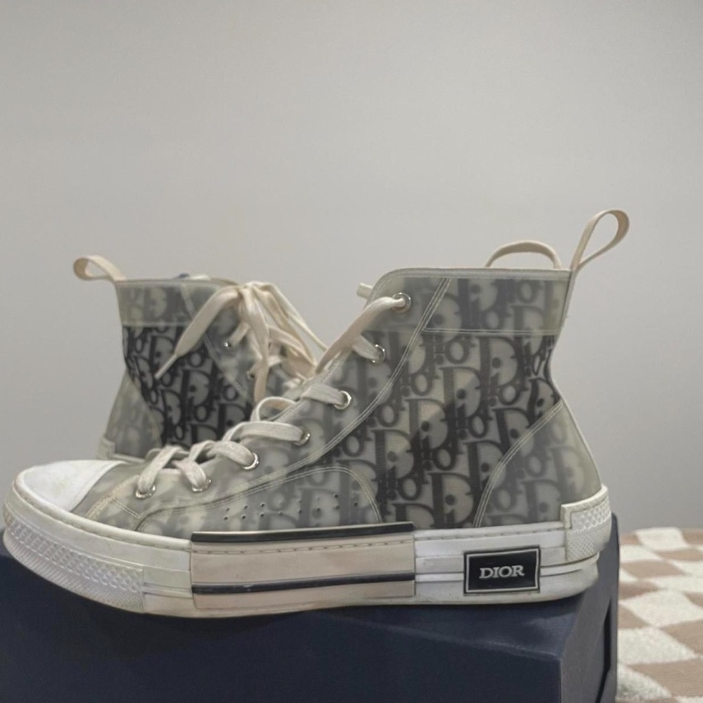Dior Hightop Converse Purchased from Neiman Marcus / Comes with dust bags/box